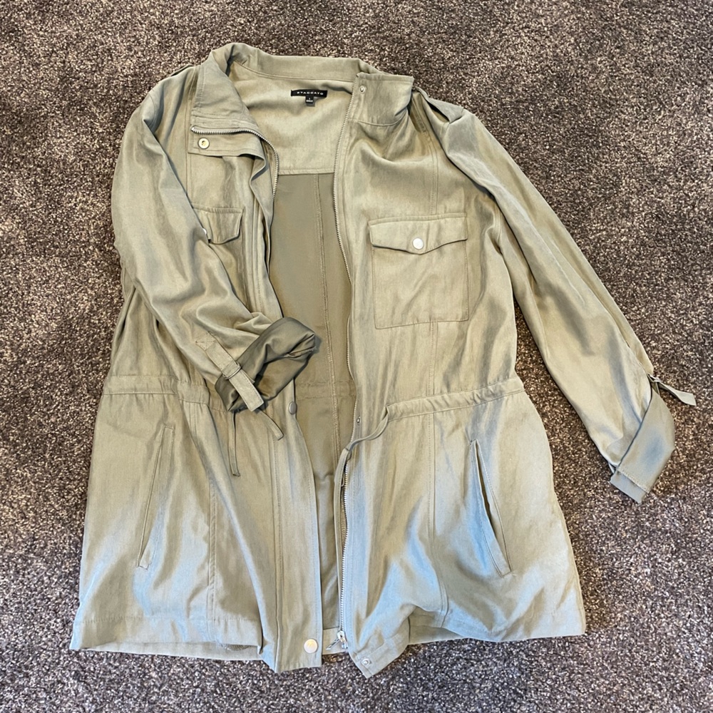 Jacket. Size large.